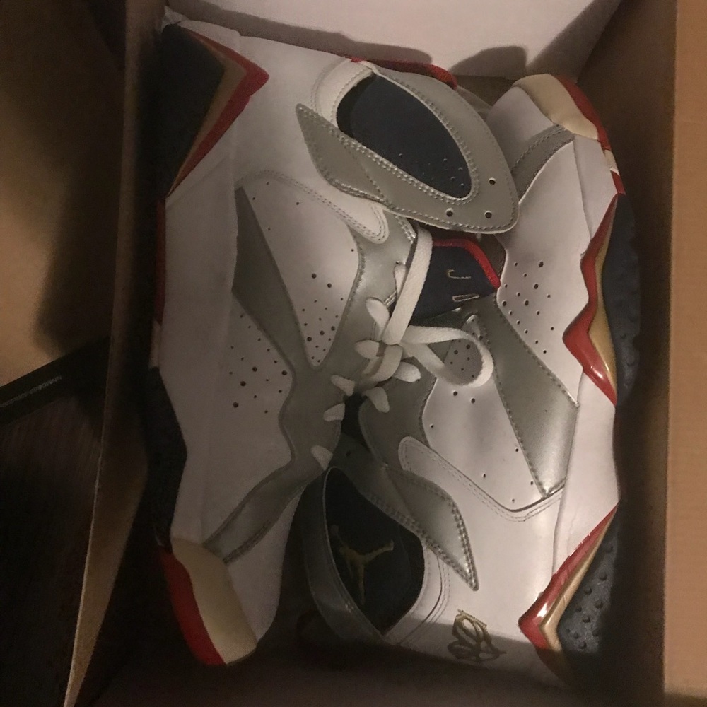 Air Jordan Retro 7